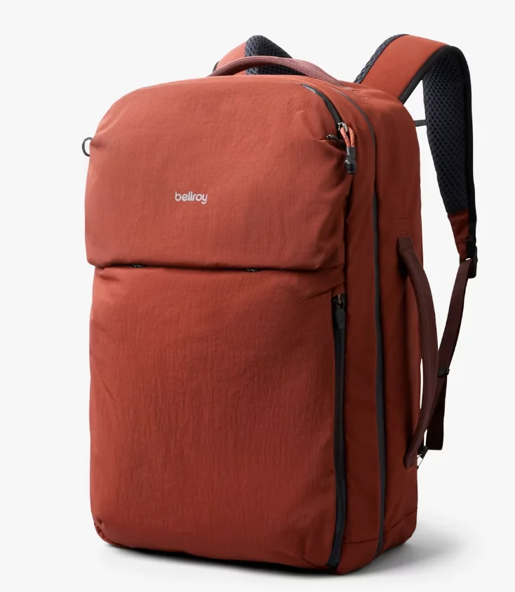 38L 軽量防水バックパック、機内持ち込み可能なノートパソコ - Hiking Backpack Waterproof のレビューと価格
